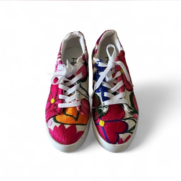 Embroidered Floral Women's Sneakers - Pink and Multicolor - Picture 3 of 5